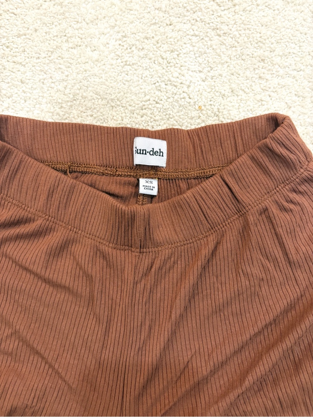 Aritzia Sun•Deh Ribbed Knit Stretchy Legging Pants - Burnt Orange Brown XS - Picture 3 of 6